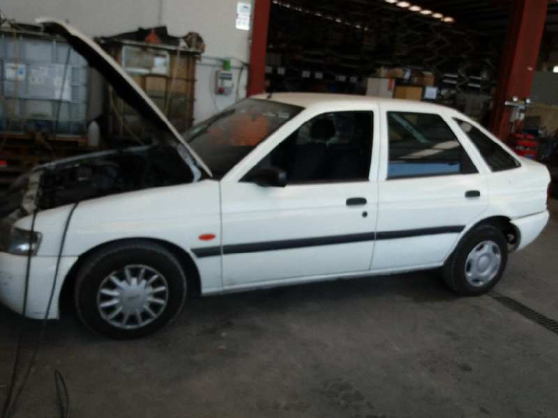 FORD Escort 5 generation (1990-2000) Silencieux d'échappement arrière 1012298 24054760