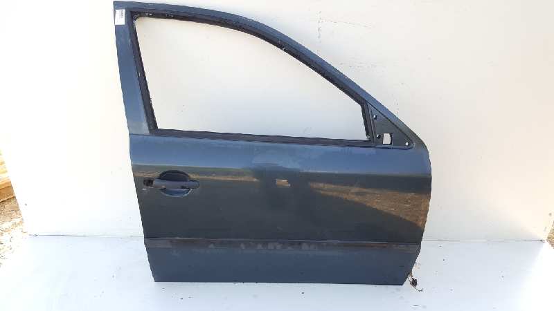 SKODA Octavia 1 generation (1996-2010) Front Right Door 1U4831052 21969781