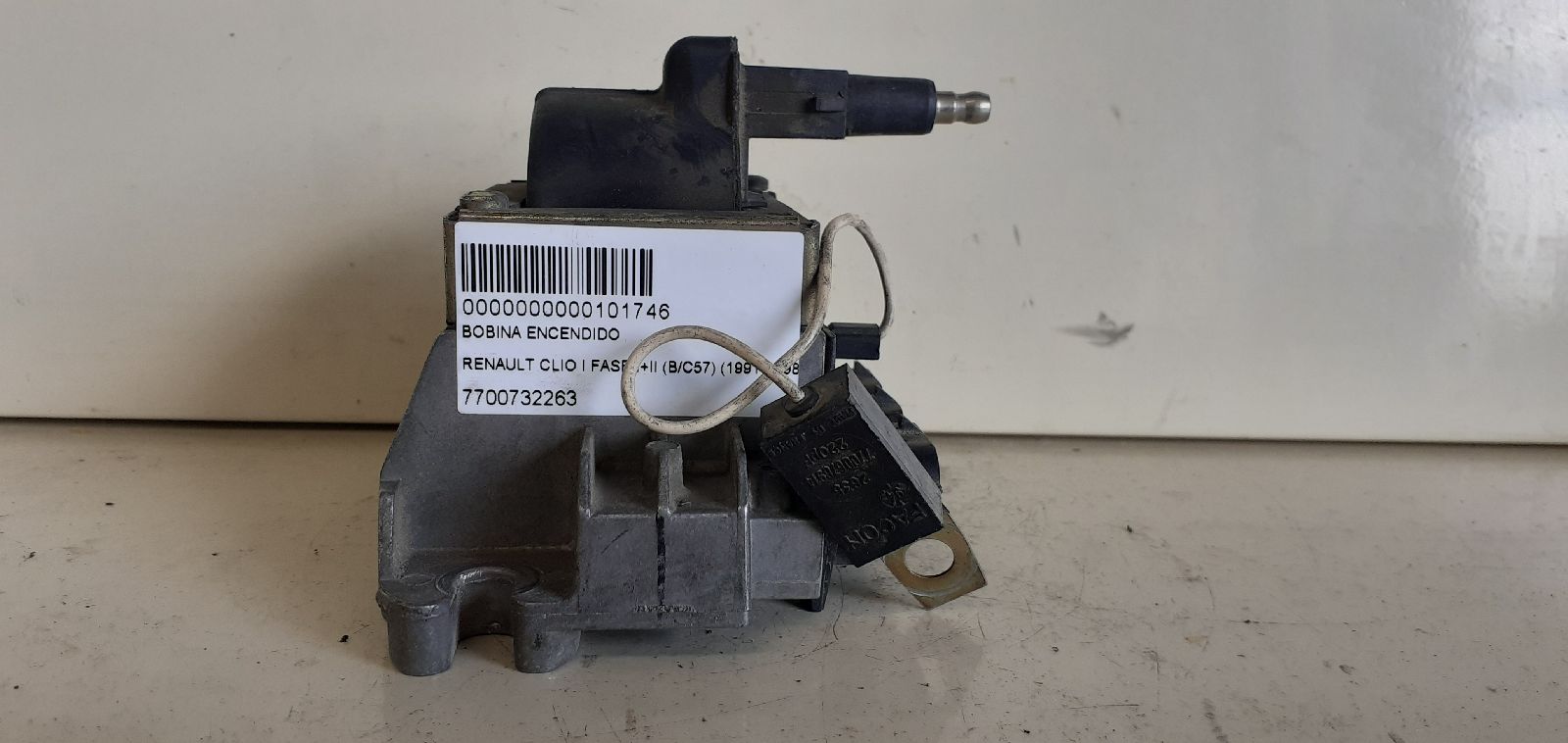 RENAULT Clio 1 generation (1990-1998) High Voltage Ignition Coil 7700732263 25280824