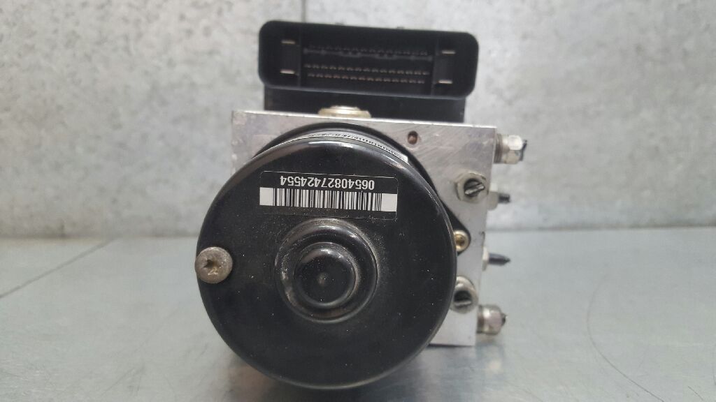 LAND ROVER V50 1 generation (2003-2012) ABS Pump 30736588 23953805