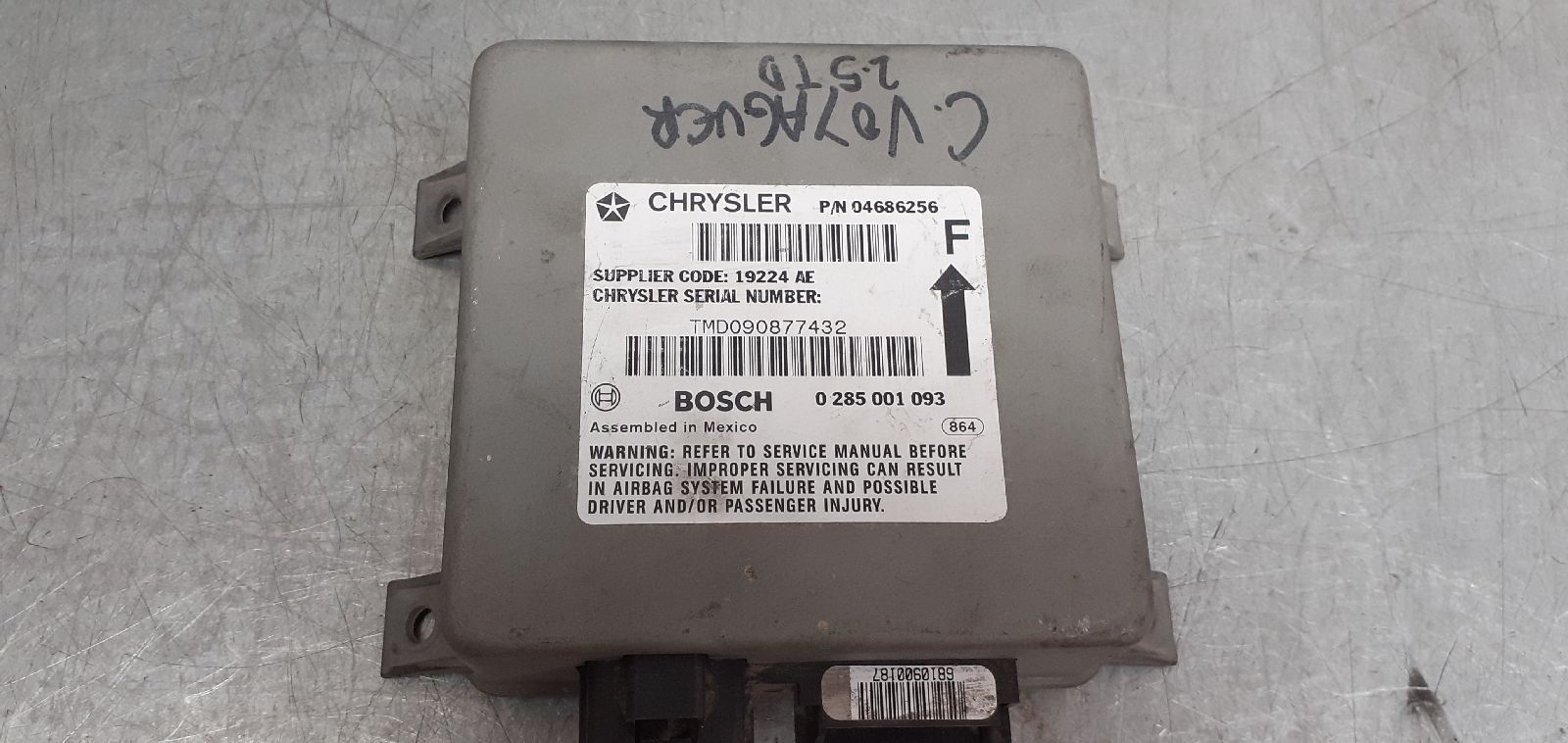 CHRYSLER Voyager 3 generation (1995-2001) SRS Control Unit 04686256 25248822