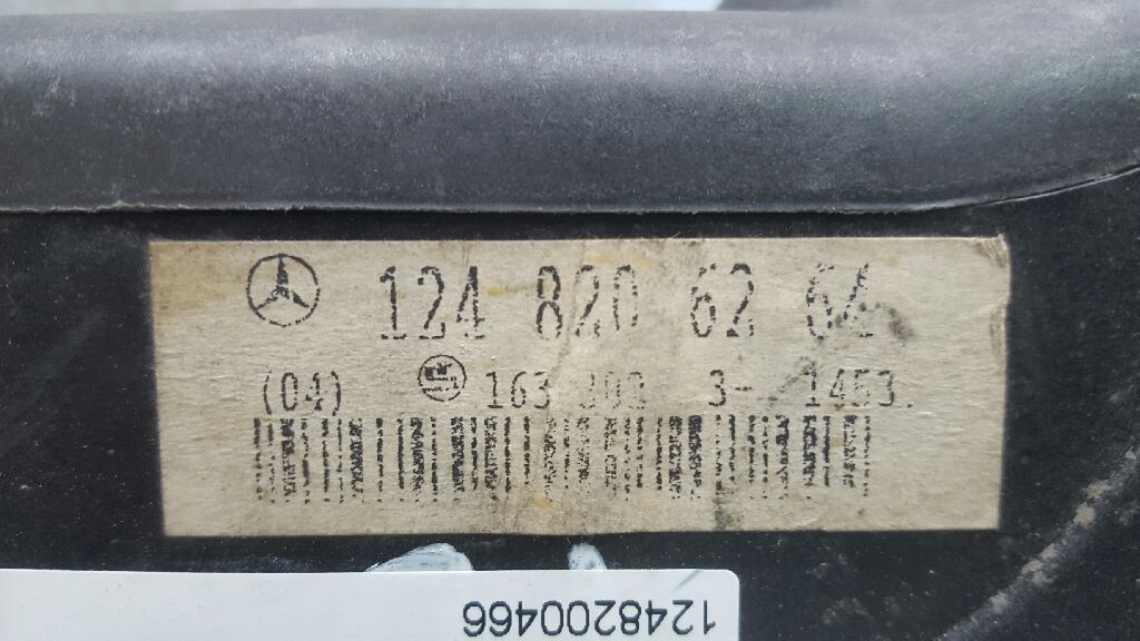 MERCEDES-BENZ E-Class W124 (1984-1997) Задна дясна задна лампа 1248206264 25256544