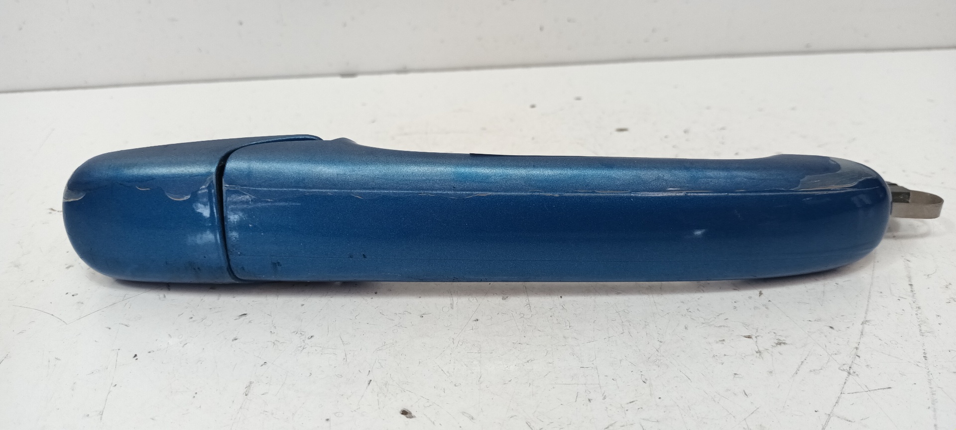 VAUXHALL Polo 3 generation (1994-2002) Наружная ручка задней правой двери AZUL 25275871