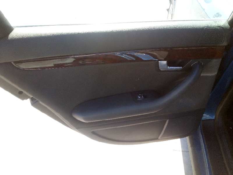 SUZUKI A4 B6/8E (2000-2005) Rear Right Door 8E0833052 21987986