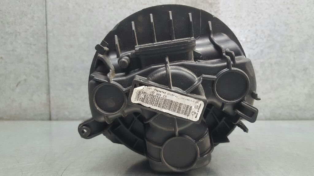 CITROËN C3 1 generation (2002-2010) Нагревательный вентиляторный моторчик салона F665876T 21982705