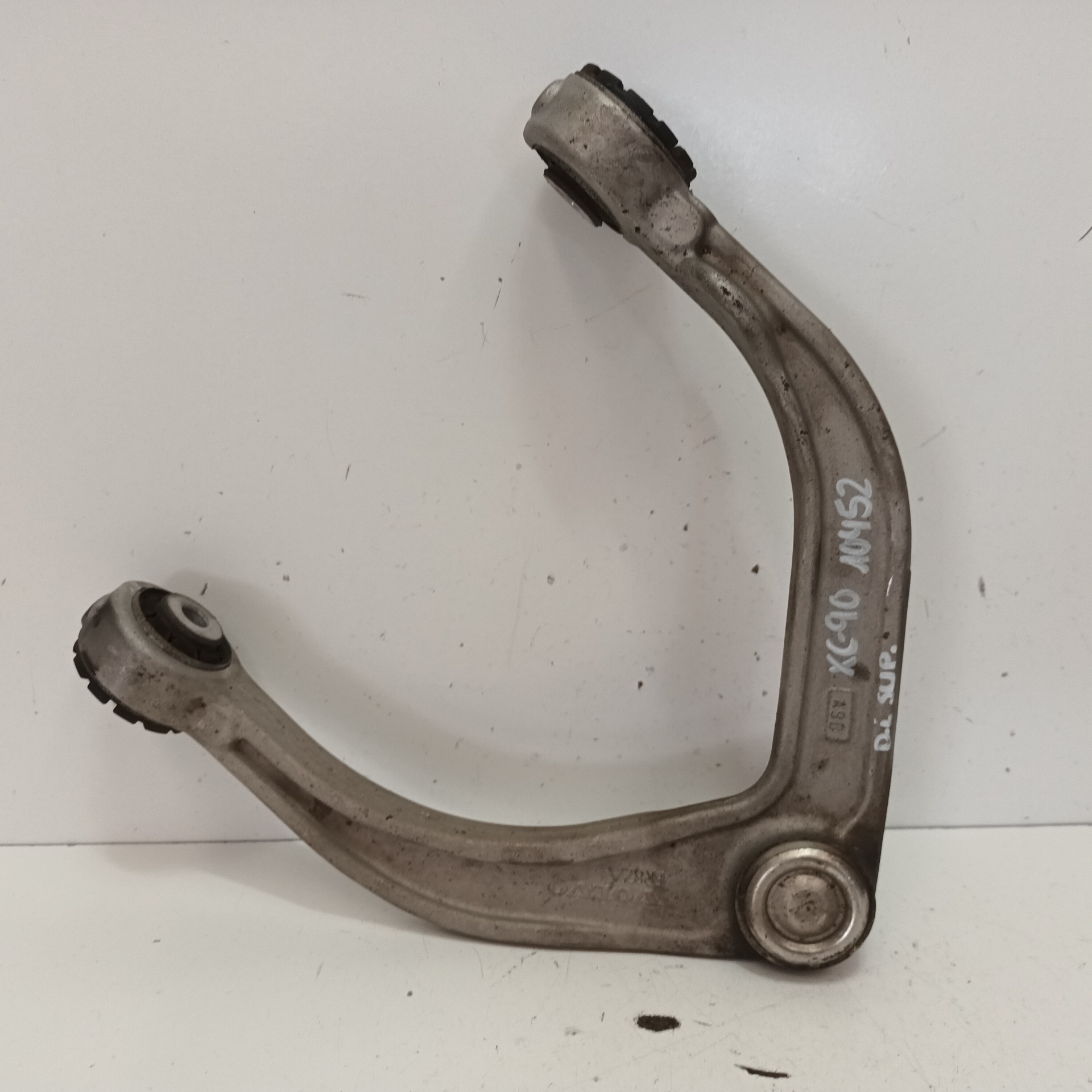 VOLVO XC90 2 generation (2014-2024) Front Left Upper Wishbone Arm 25277085