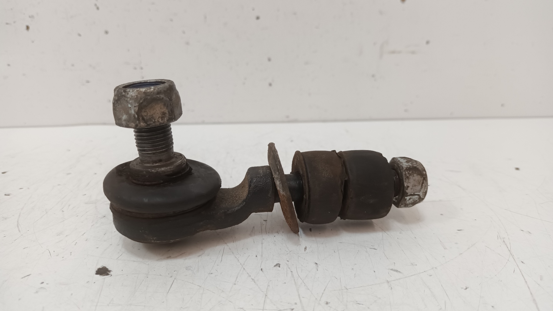 VOLVO Front Right Stabilizer Link 25283733