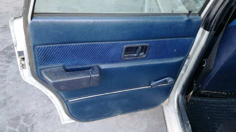 VOLVO 240 1 generation (1974-1993) Заключване на багажника на задната врата 1247492 24069139