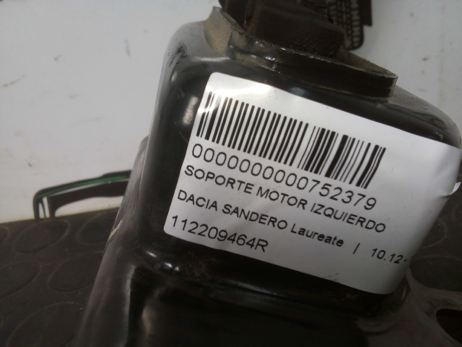 DACIA Sandero 2 generation (2013-2020) Bal oldali motorblokk 112209464R 25254458