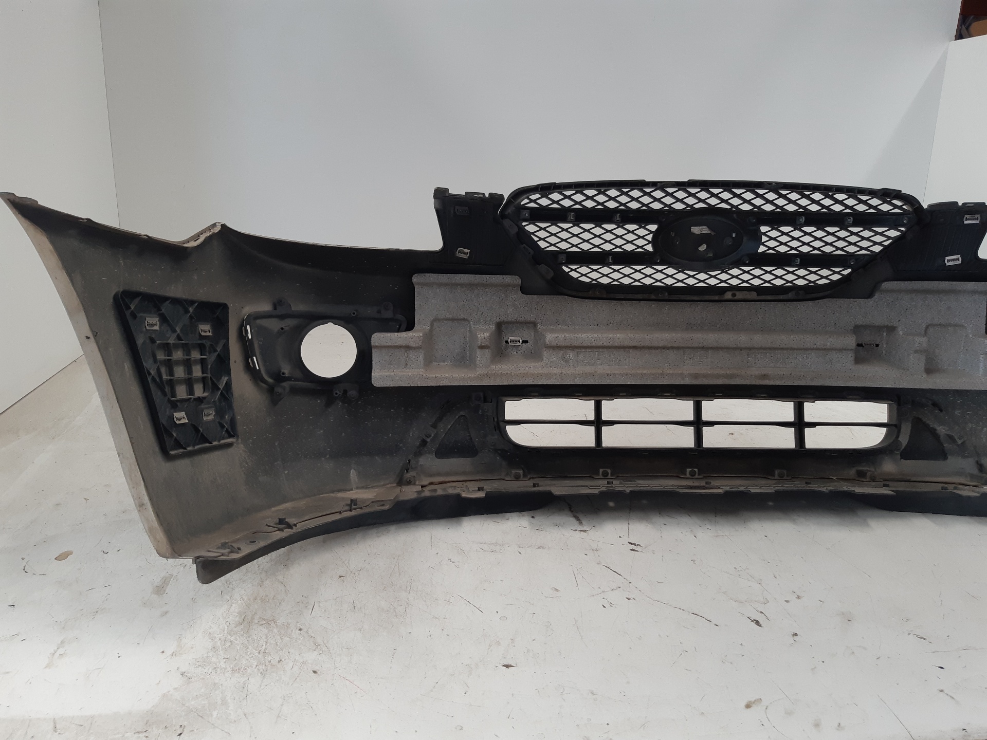 CHEVROLET Carens Front Bumper CHAMPAGNE 24129643