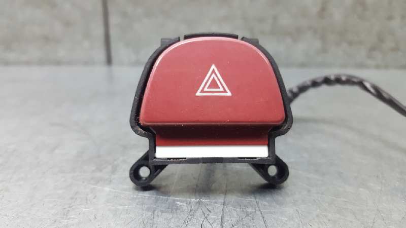 LANCIA Ypsilon II (Type 843)  (2003-2011) Bouton de danger 21983480