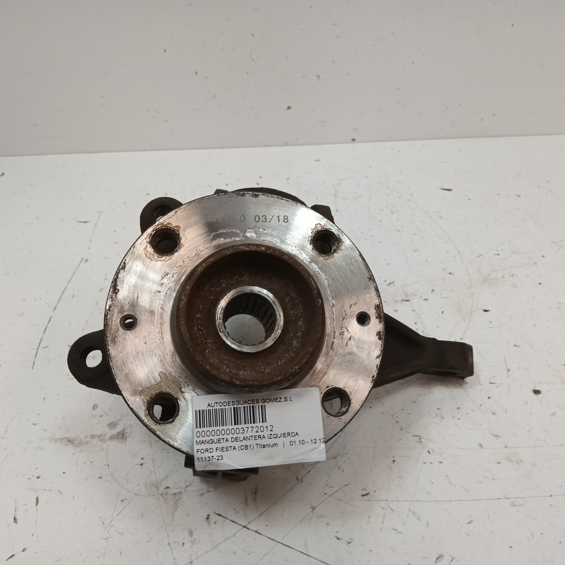 KIA Fiesta 5 generation (2001-2010) Front Left Wheel Hub 25277883