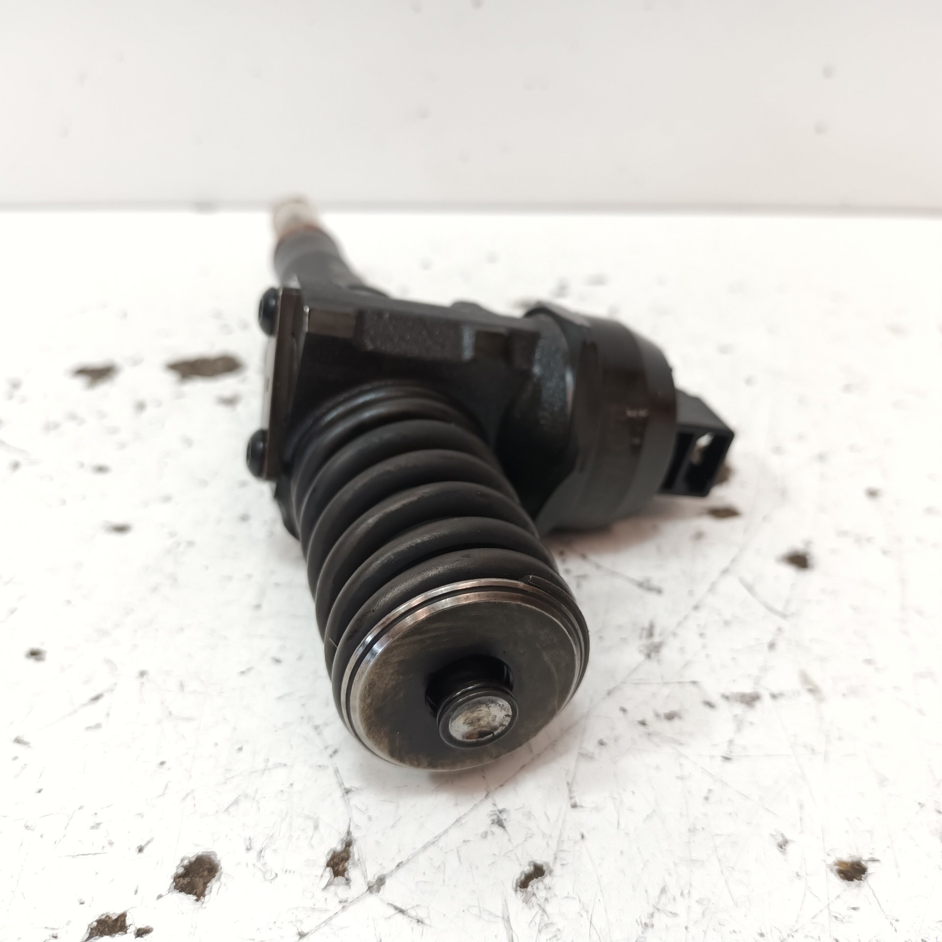 SEAT Ibiza 3 generation (2002-2008) Fuel Injector 038130073BP 24908948