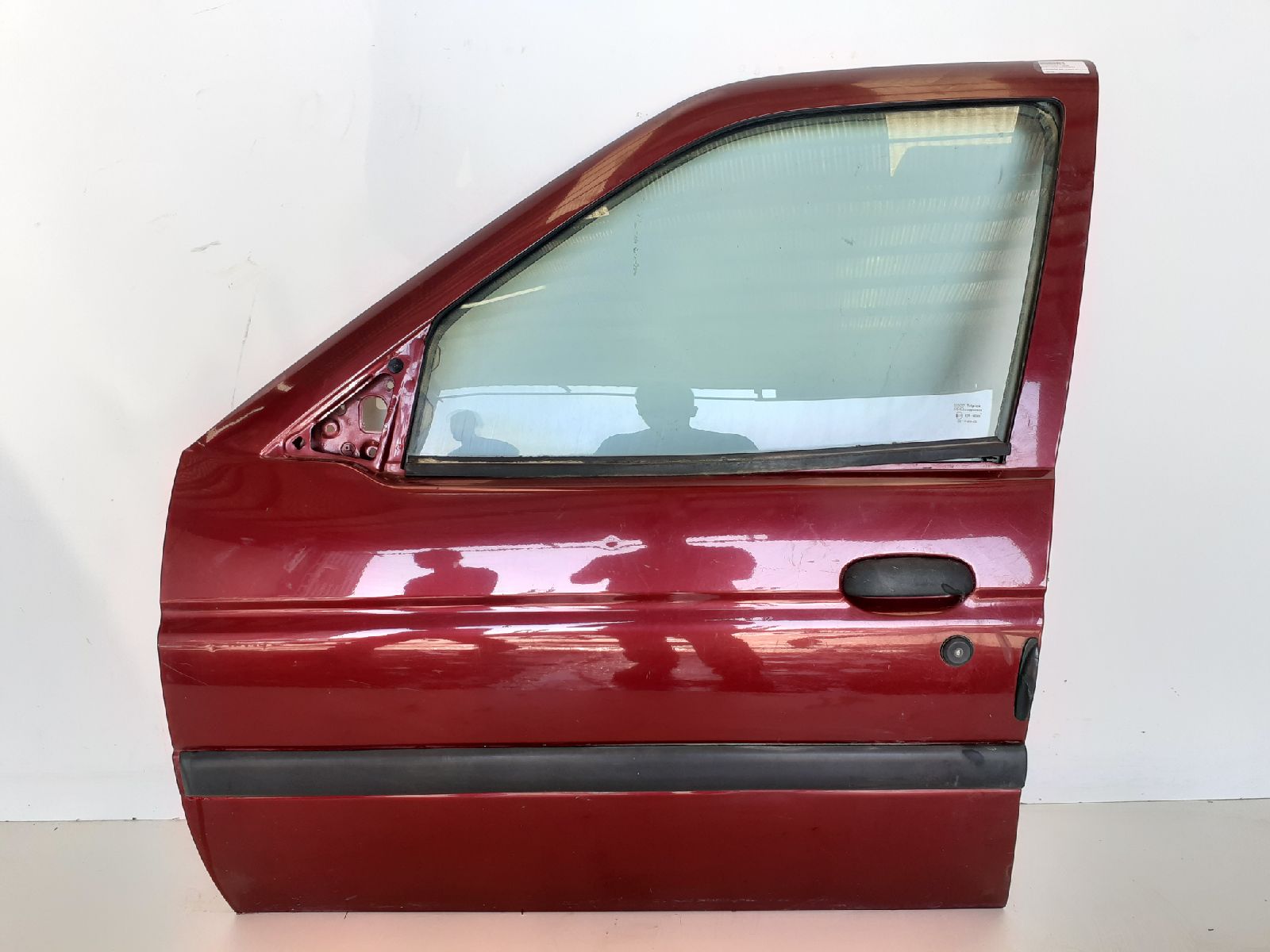 FORD Escort 5 generation (1990-2000) Front Left Door 1055095 25237754