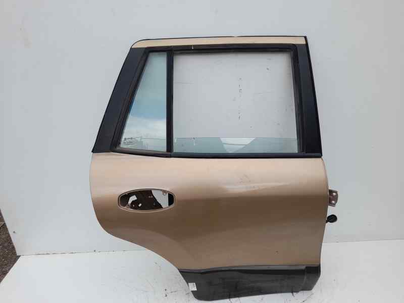 HYUNDAI Santa Fe SM (2000-2013) Rear Right Door 7700426110 25230171