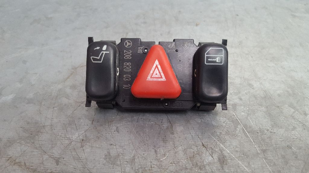 HONDA CLK AMG GTR C297 (1997-1999) кнопка опасности 2088200310 21983782