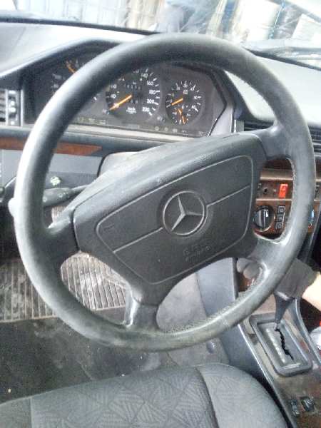 MERCEDES-BENZ E-Class W124 (1984-1997) Bageste højre dørlås 1247300635 25256539