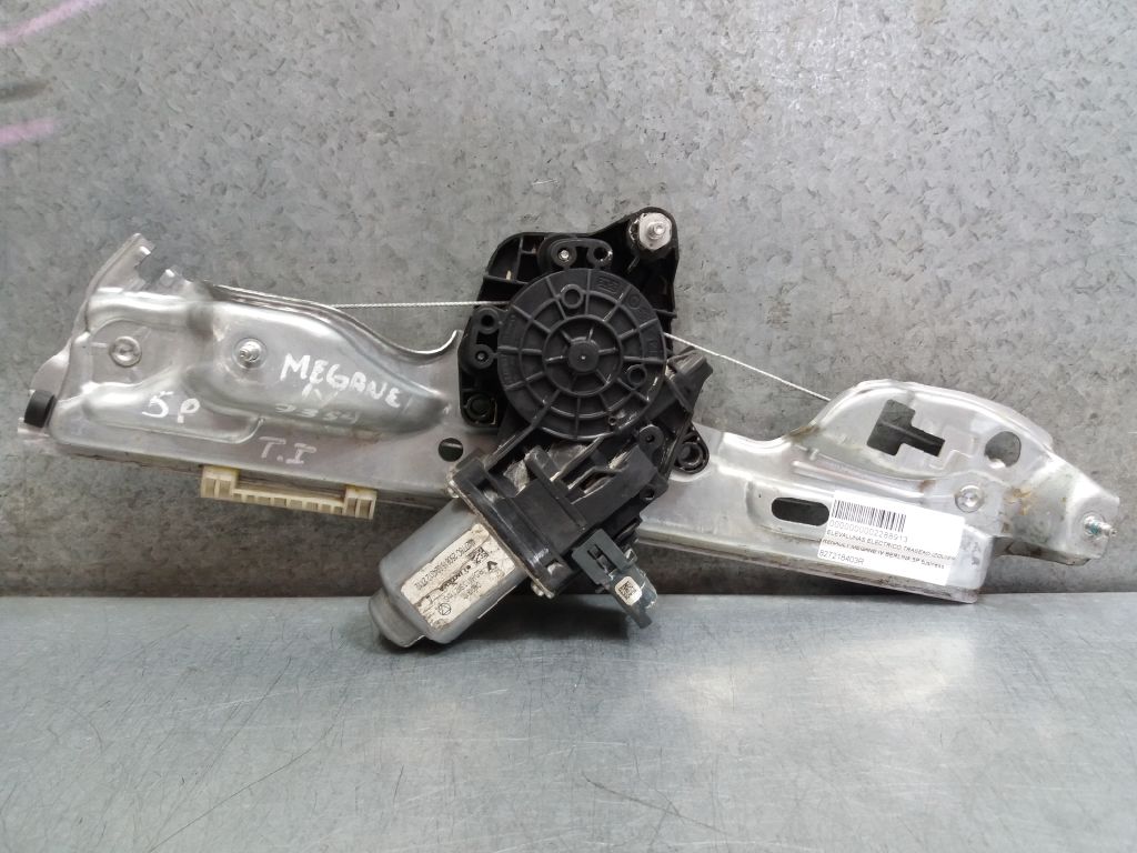 RENAULT Megane 3 generation (2008-2020) Other part 827218403R 22004757