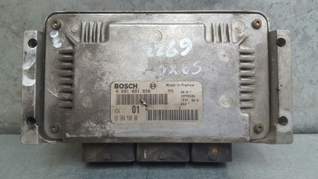 FORD Saxo 2 generation (1996-2004) Engine Control Unit ECU 9630059880 24073202