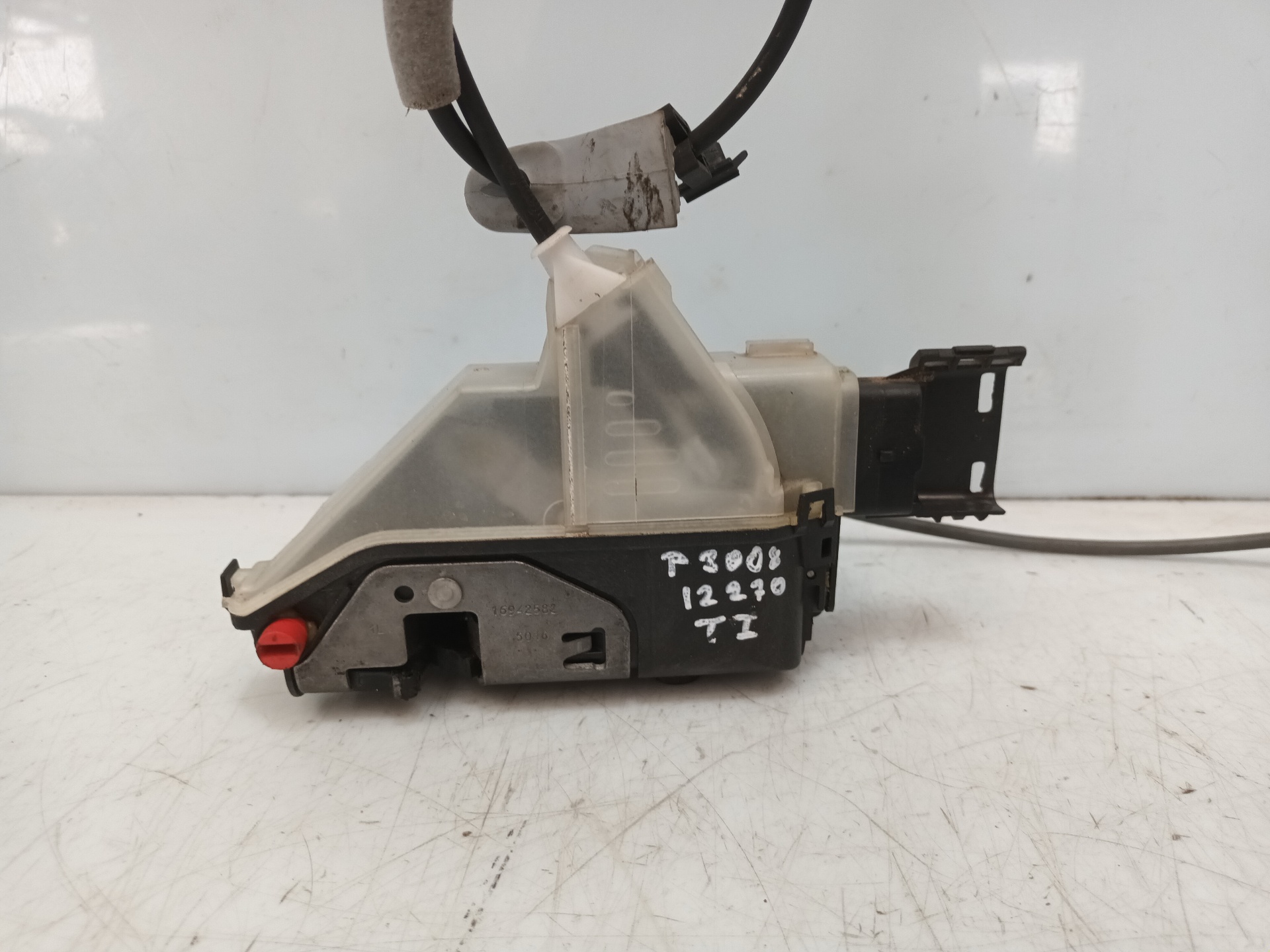 Cerradura puerta trasera izquierda 16943628 de Peugeot 3008 2016-2020