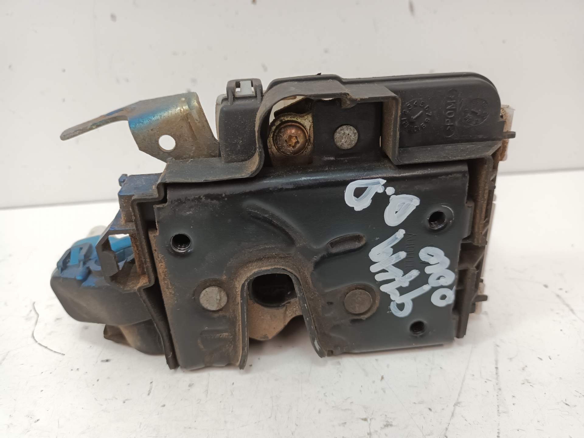 VAUXHALL Polo 3 generation (1994-2002) Front Right Door Lock 6N1837016E 25275850