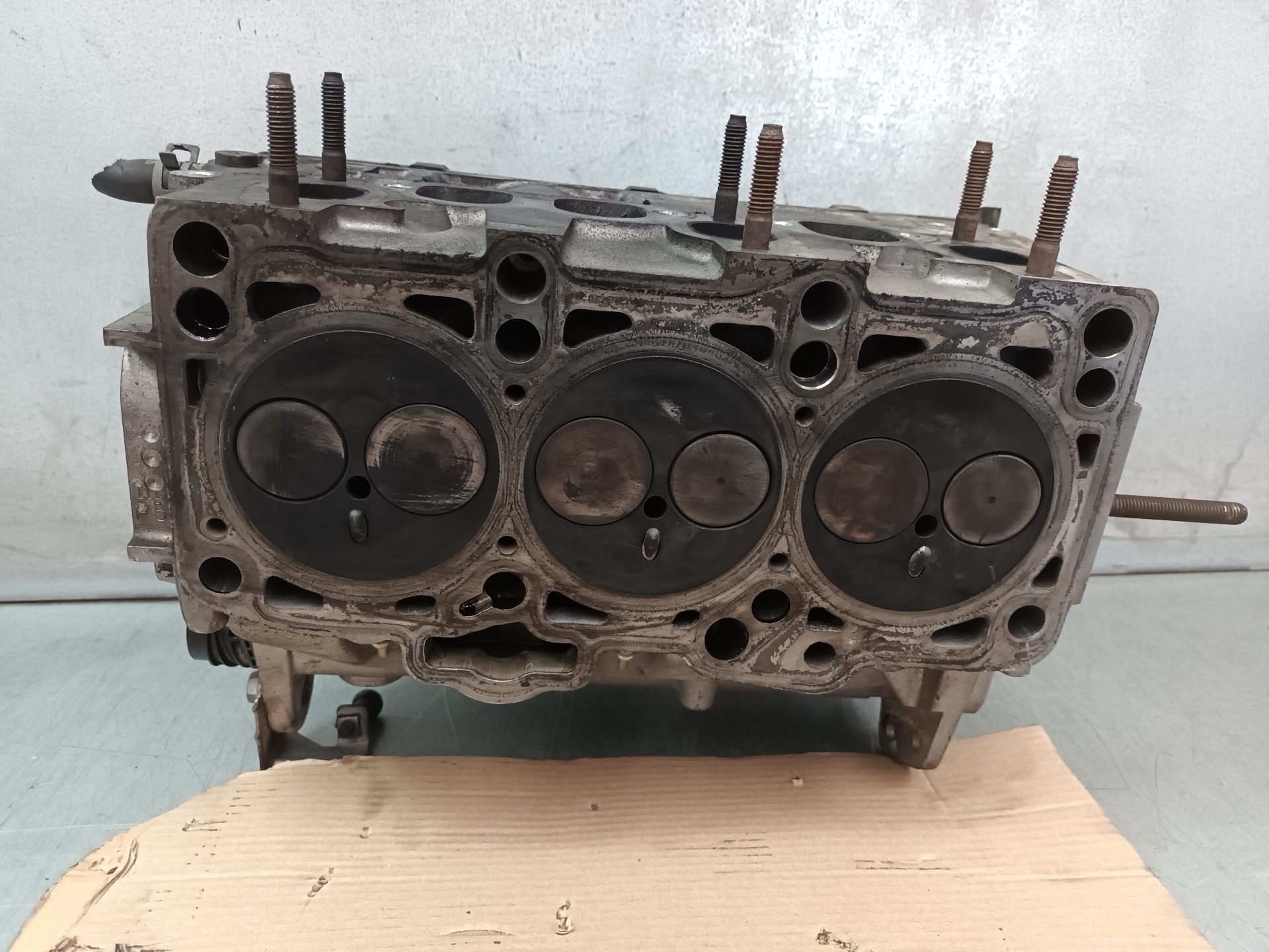 SEAT Ibiza 3 generation (2002-2008) Engine Cylinder Head 045103373H 24853861