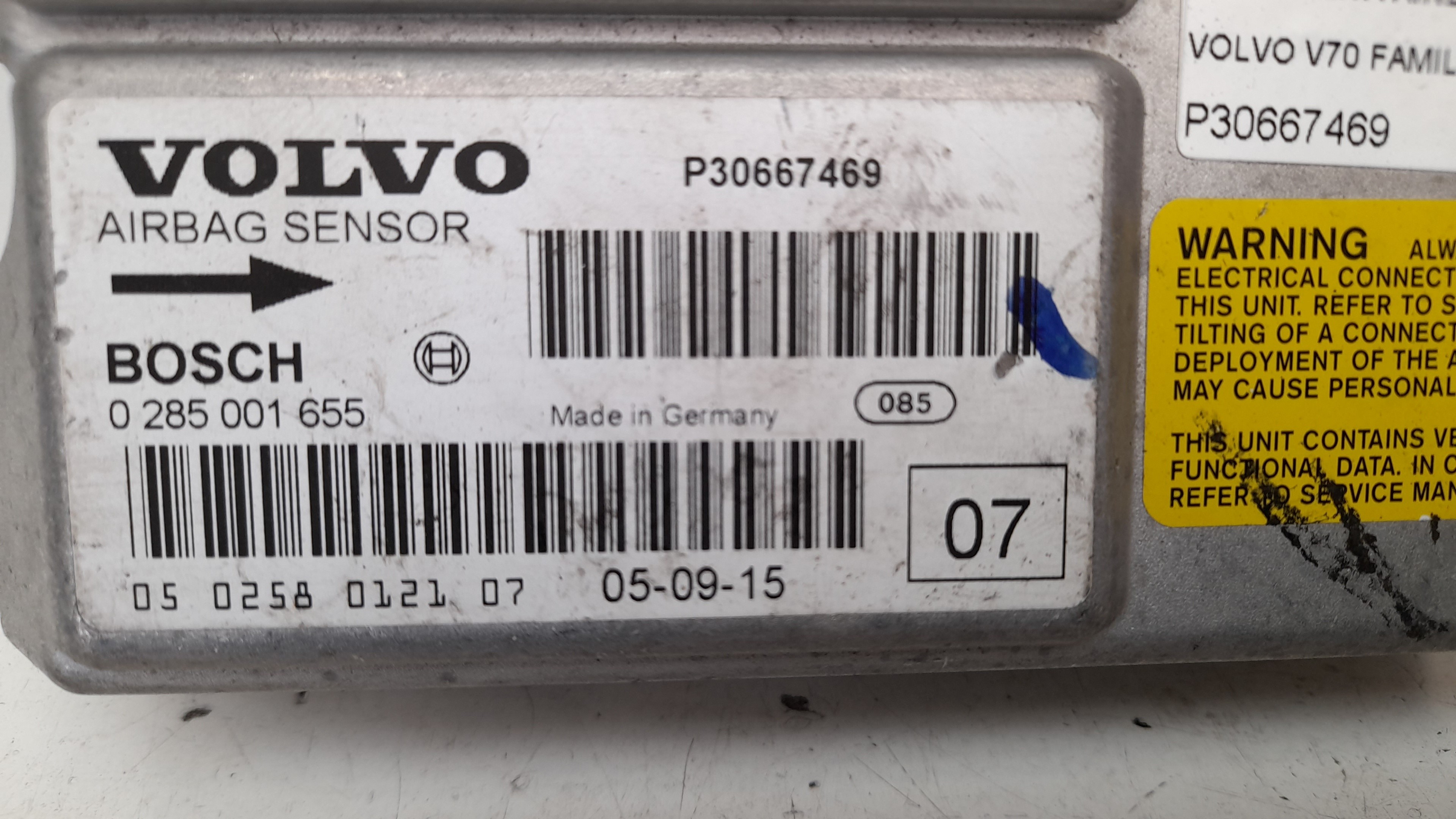 VOLVO V70 2 generation (2000-2008) SRS Control Unit P30667469 24072036