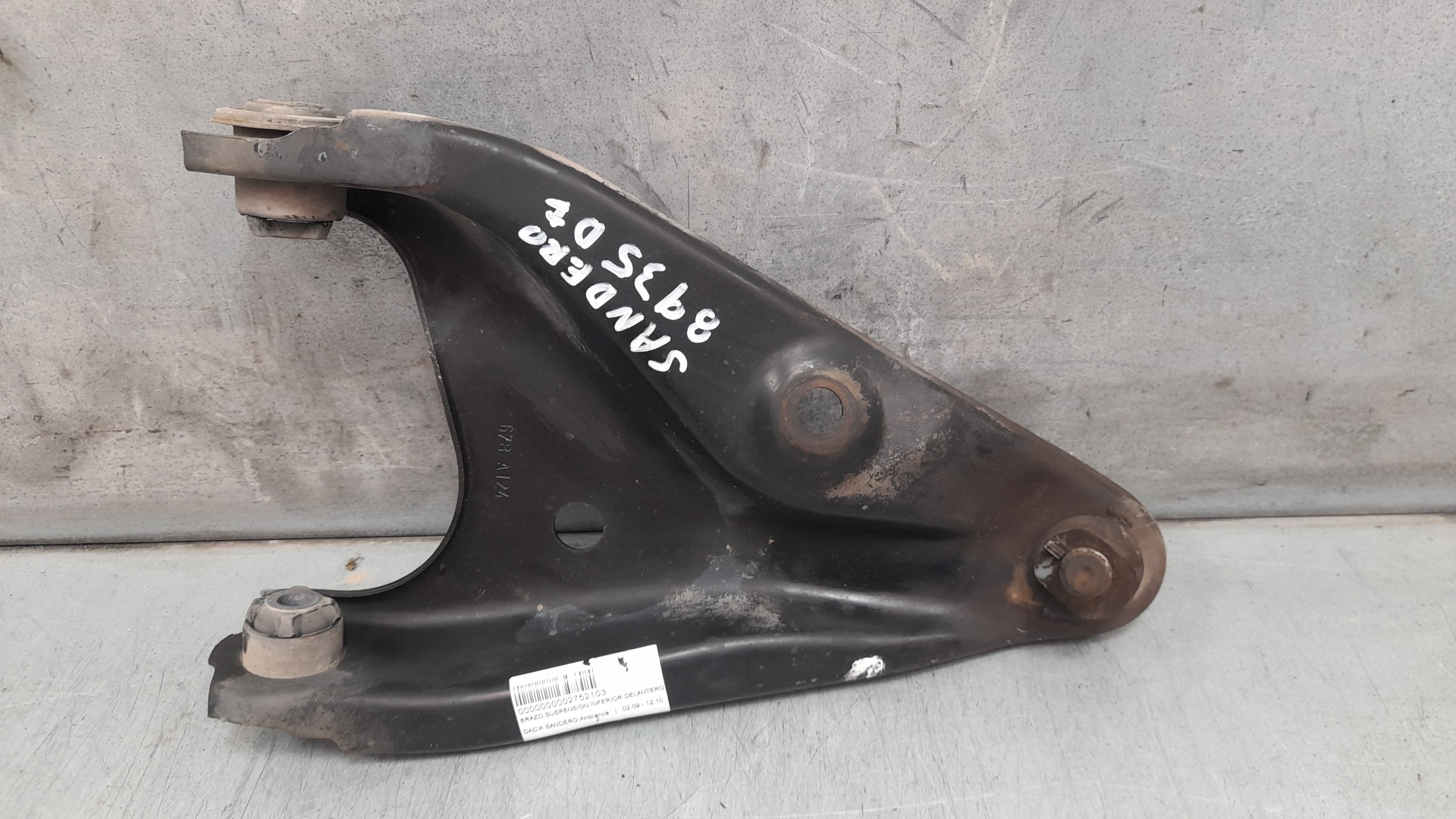 FORD Sandero 1 generation (2008-2012) Front Left Arm 25275483