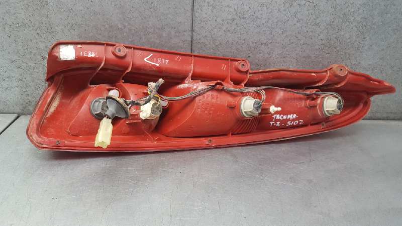 Piloto trasero izquierdo T20SED 96260526 de Daewoo Tacuma 2000-2004 - pieza usada