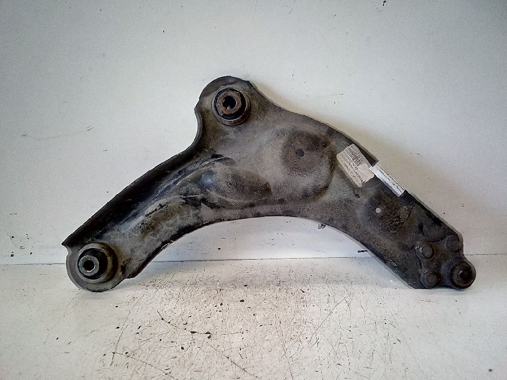 RENAULT Espace 4 generation (2002-2014) Front Right Arm 25282824