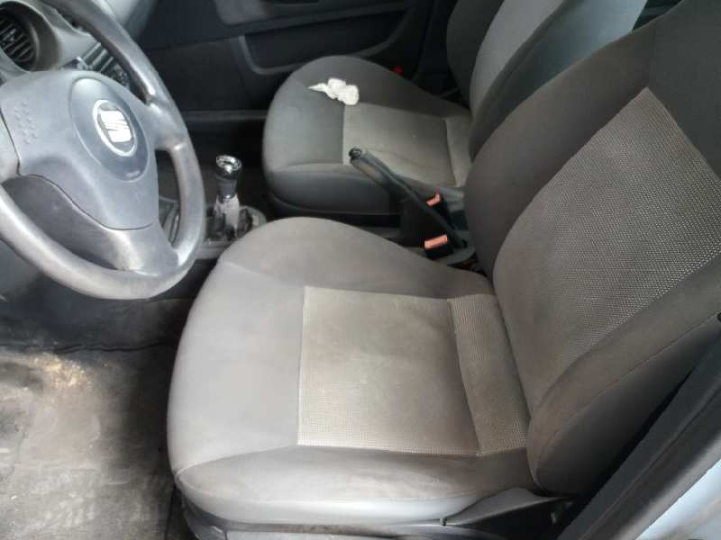 SEAT Leon 1 generation (1999-2005) Citas motora nodalījuma detaļas 036907601D 24075439