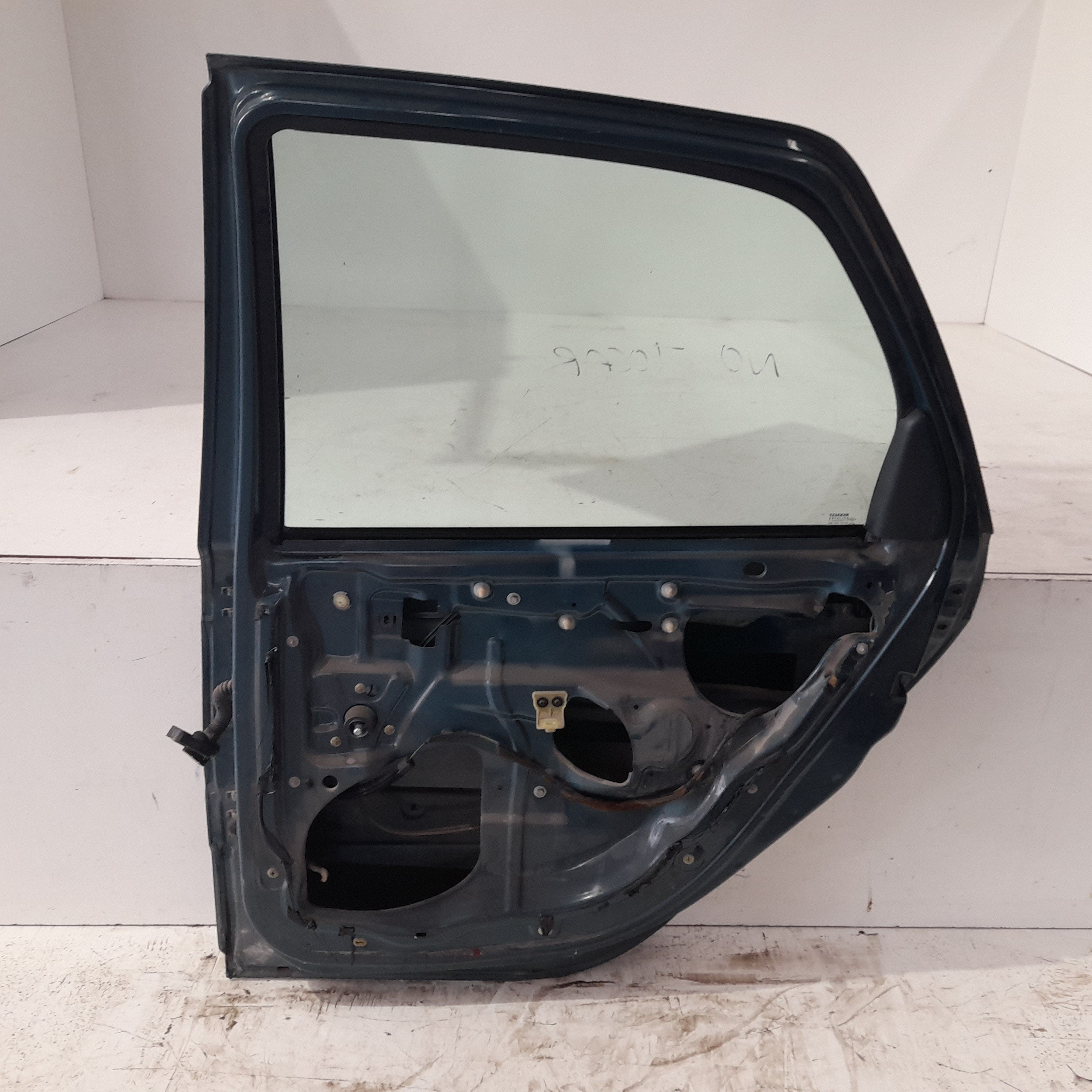 MERCEDES-BENZ Rear Right Door 7751472140 24113443