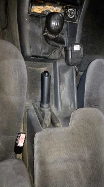 RENAULT Safrane 1 generation (1992-2000) Замок крышки багажника 7700827598 24065269