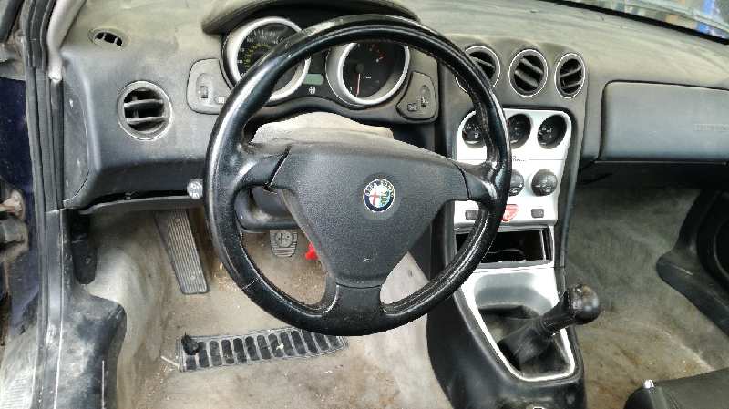 ALFA ROMEO GTV 916 (1995-2006) Vänster främre säkerhetsbälte 0156023322 25261470