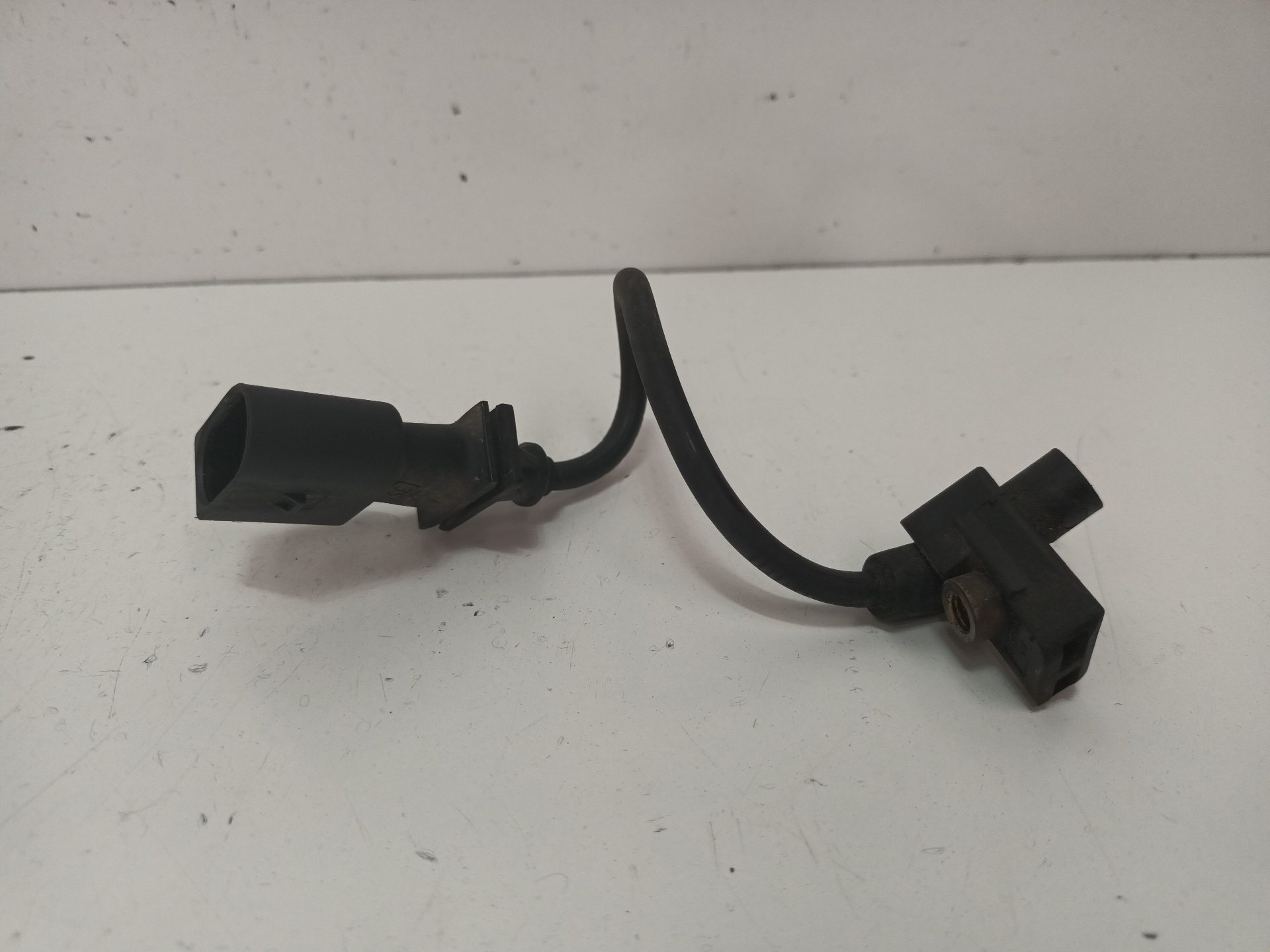 Sensore giri motore 204D4 0281002477 de Bmw Serie 3 2001-2005 - pieza usada