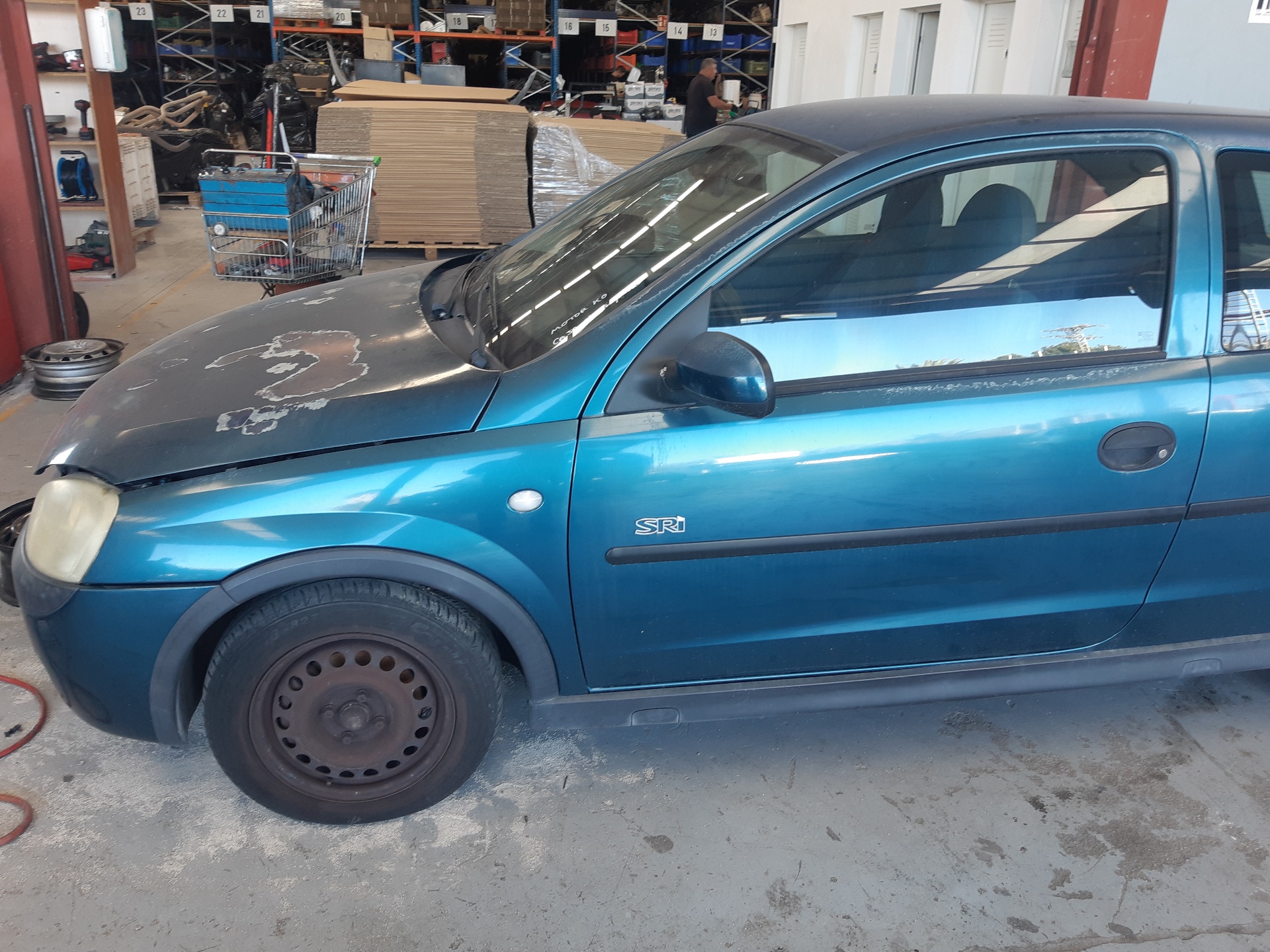 VAUXHALL Corsa C (2000-2006) Крышка багажника AZUL 24535247