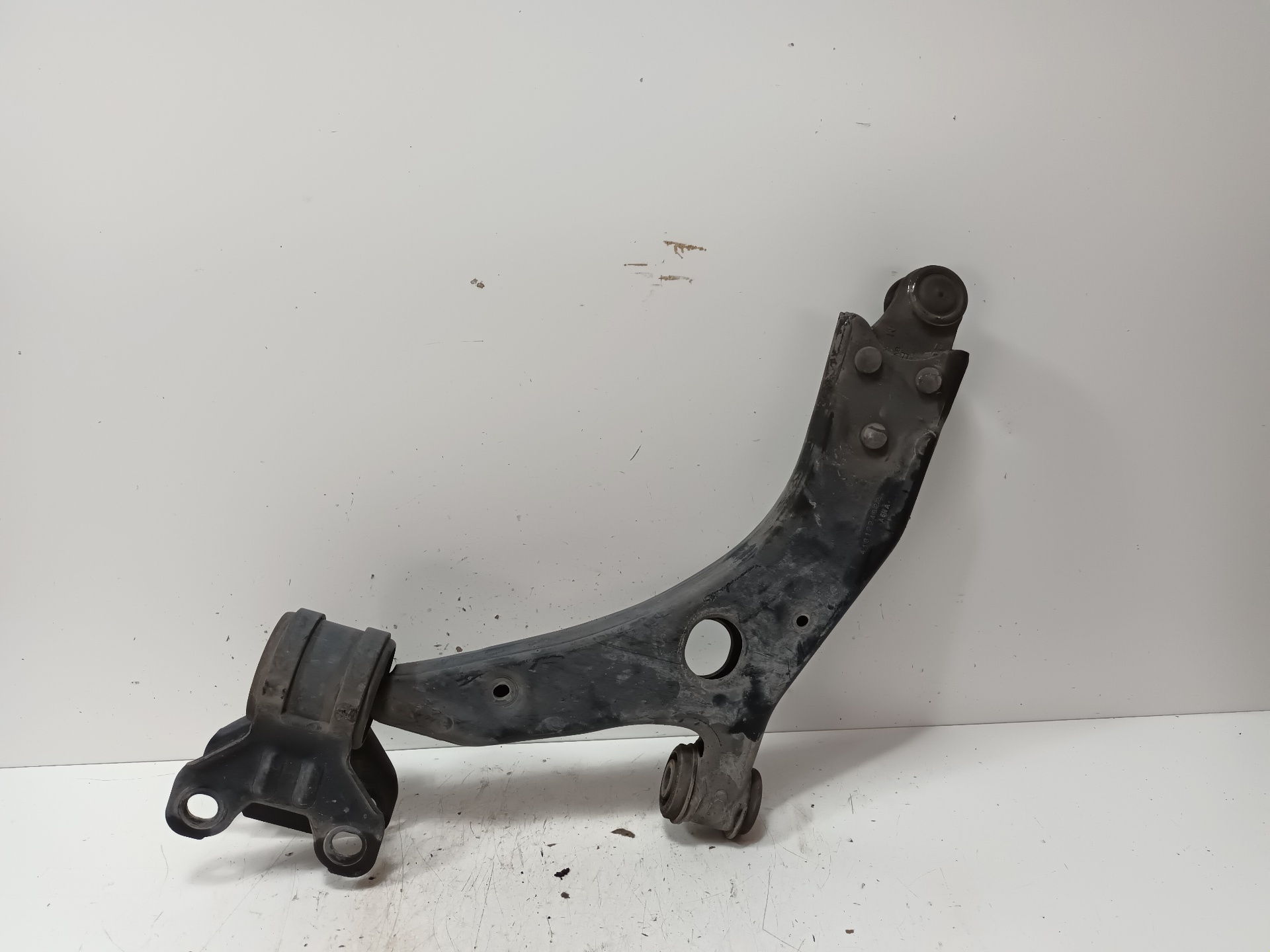 FORD Focus 3 generation (2011-2020) Front Right Arm 4181224822 25283961