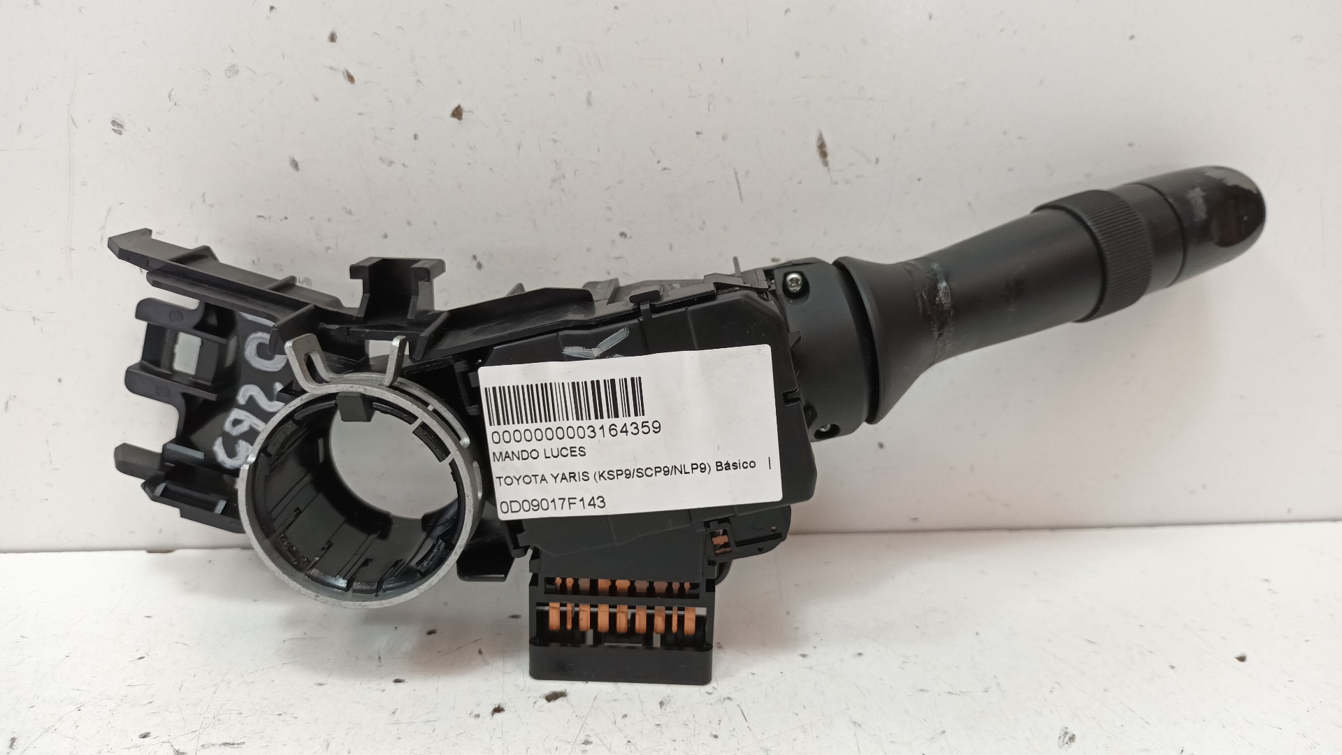 TOYOTA Yaris 2 generation (2005-2012) Headlight Switch Control Unit 0D09017F143 22353424