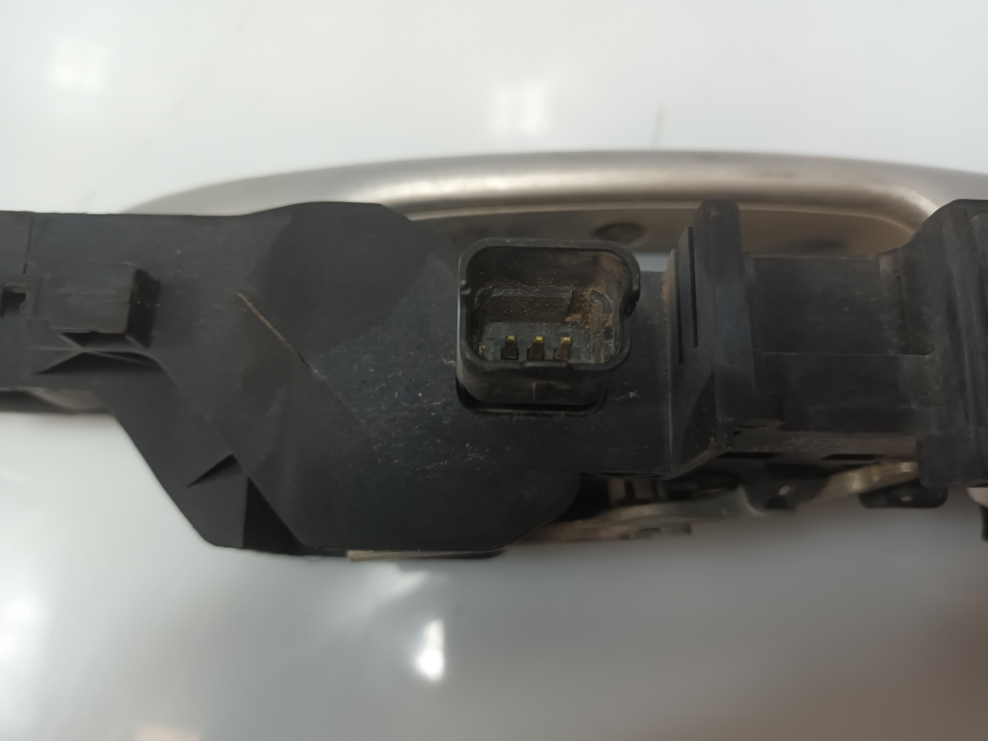 RENAULT Scenic 3 generation (2009-2015) Udvendigt håndtag til venstre bagdør 806070033R 25199319