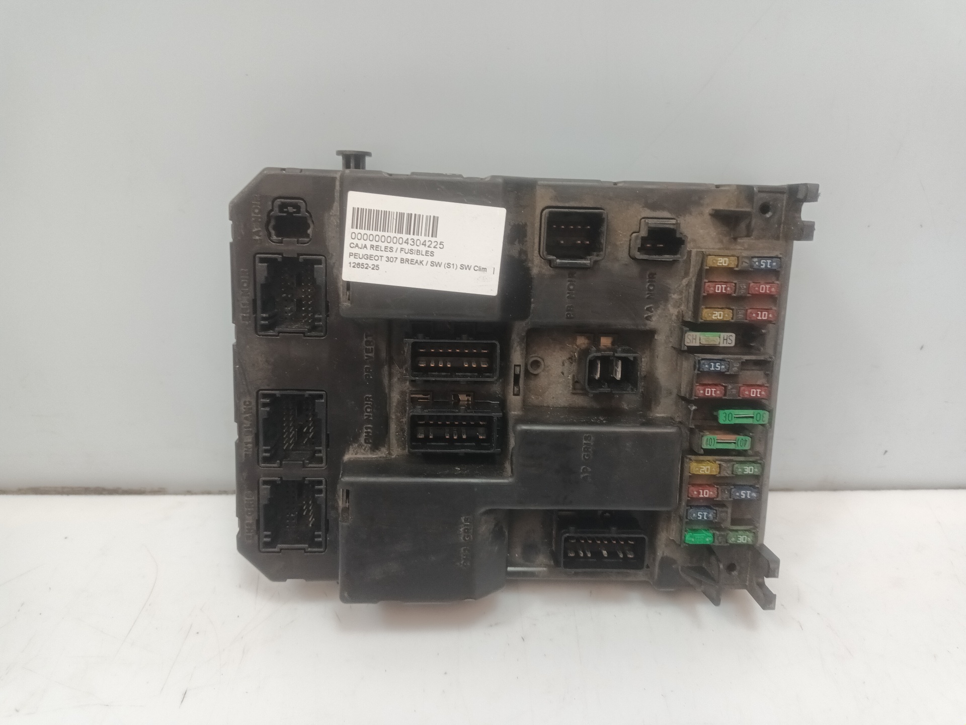 Caja de relés / fusibles 9651197580 de Peugeot 307 sw (3h) 2002-2008 - pieza usada