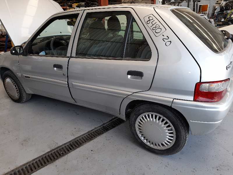 FORD Saxo 2 generation (1996-2004) Bagāžas nodalījuma loga tīrītāja motorīts 9637889880 22008168