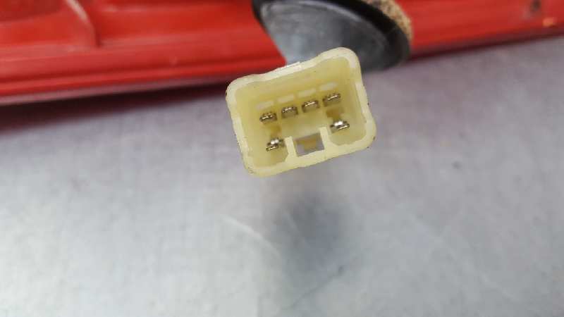 Piloto trasero izquierdo T20SED 96260526 de Daewoo Tacuma 2000-2004 - pieza usada