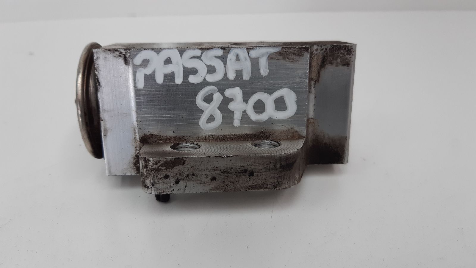 CHEVROLET Passat B6 (2005-2010) Egyéb motortéralkatrészek 1K0820679 22052766