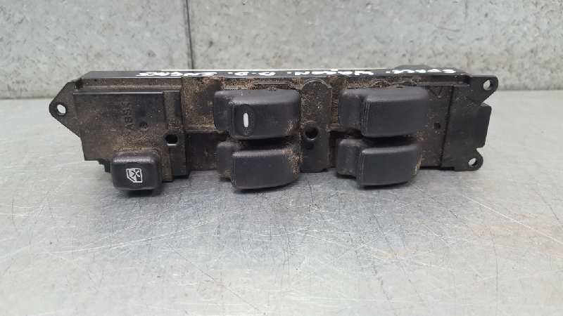 MITSUBISHI Space Wagon 3 generation (1998-2004) Front Right Door Window Switch MR329952 24058056