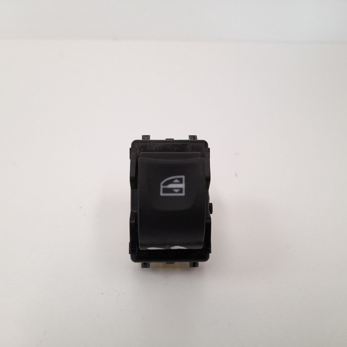 RENAULT Clio 3 generation (2005-2012) Front Right Door Window Switch 254218614R 22740297