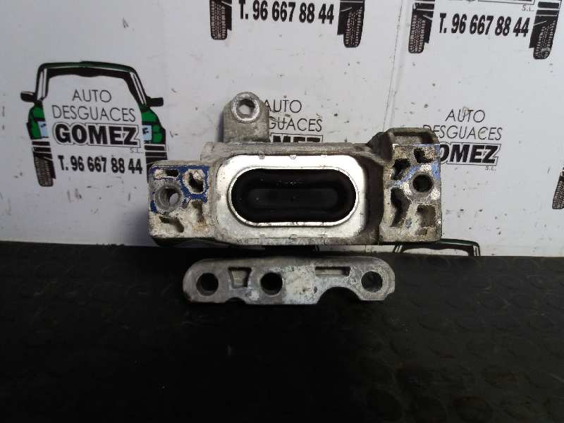 OPEL Vectra C (2002-2005) Jobb oldali motorblokk  210446111 21978635