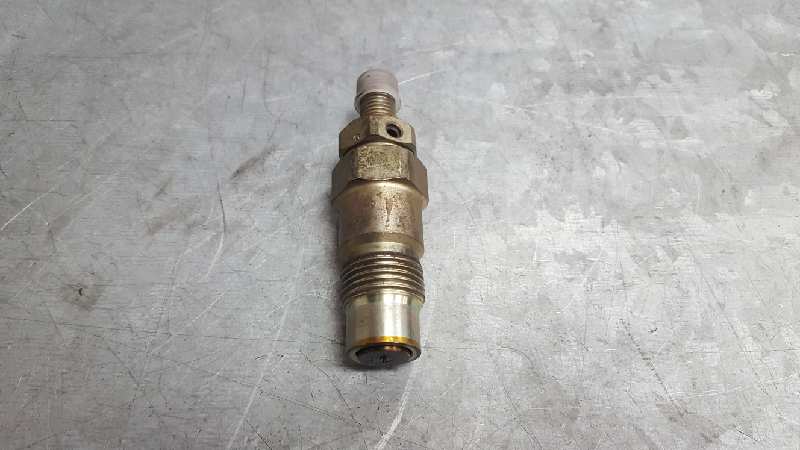 NISSAN Almera N15 (1995-2000) Brændstofinjektor B893050Y10 24060429