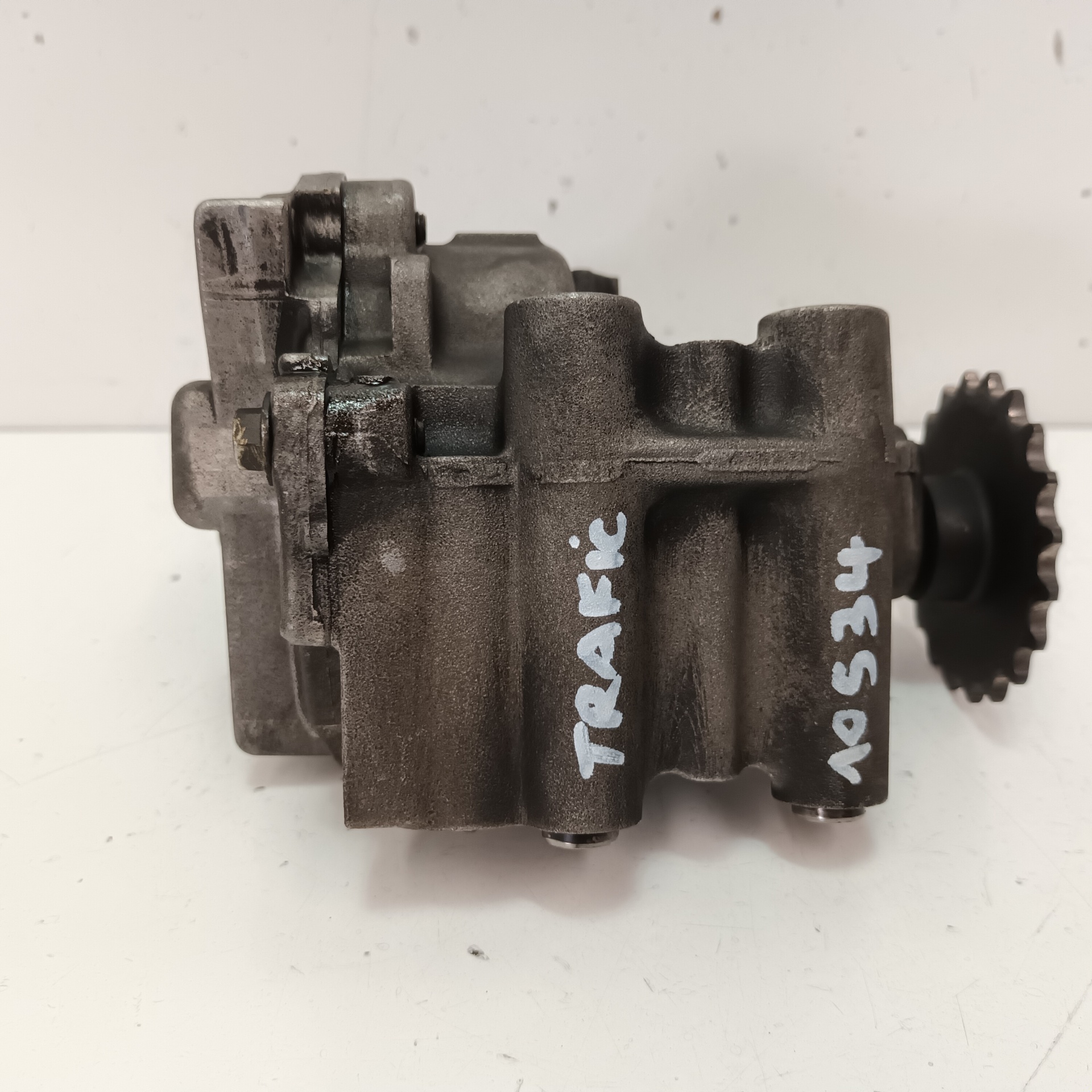 RENAULT Trafic 2 generation (2001-2015) Oil Pump 8200345757 24853839