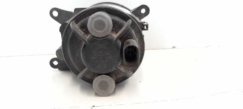 AUDI A4 B5/8D (1994-2001) Противотуманка бампера передняя правая 8D0941700B 24091896