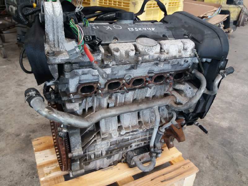 VOLVO V70 2 generation (2000-2008) Moteur B5244S 21994370